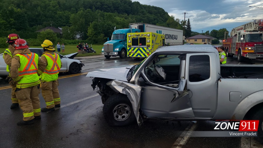 Violent accident sur le boulevard Ste-Anne à Ste-Anne de Beaupré 